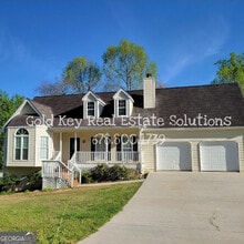 Building Photo - 915 Burning Bush Dr