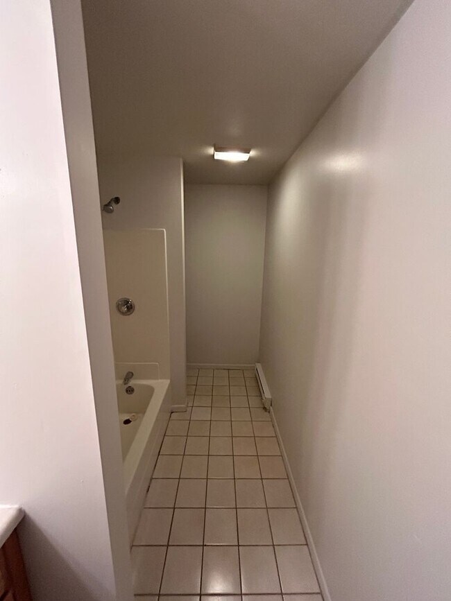 Building Photo - 3 Bedroom, Single-story Townhomes for rent in Madrid, IA