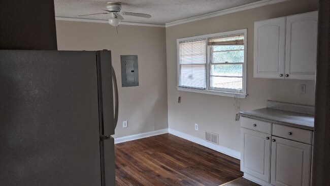 Building Photo - 2417 Ousley Ct