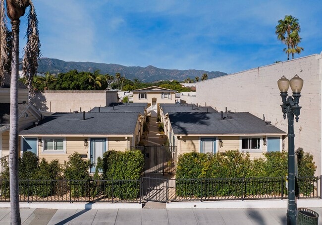 Building Photo - Studio - Downtown Santa Barbara