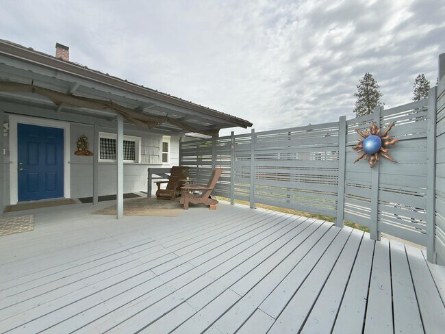 Building Photo - 3118 E 32nd Ave