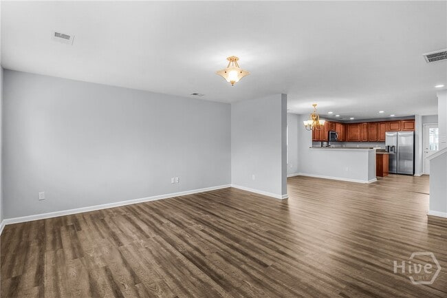 Building Photo - 307 Grasslands Dr