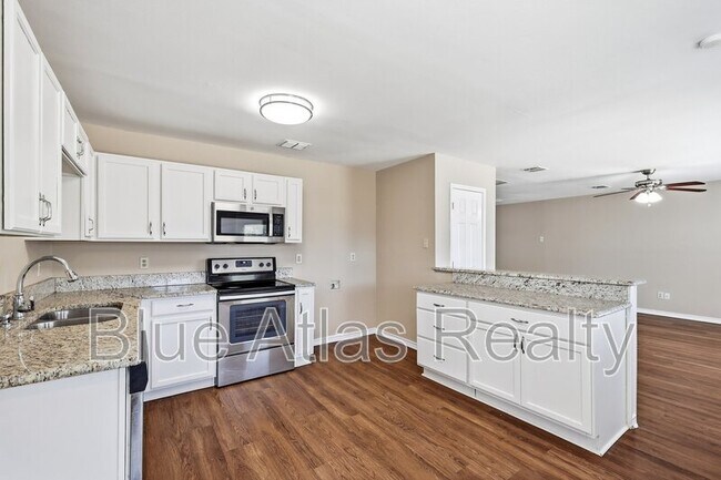 Building Photo - 2744 Frontier Ln