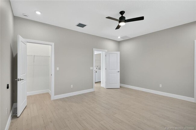 Building Photo - 3487 NW Solange Ct