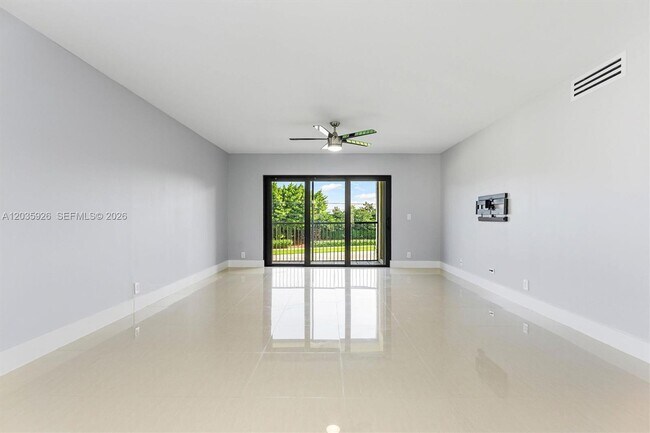 Building Photo - 16451 Blatt Blvd