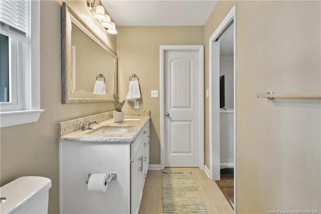 Building Photo - 2142 Baywater Dr