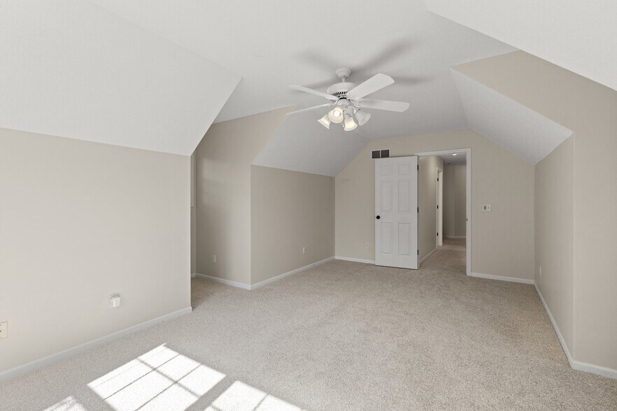 Building Photo - 15734 Porchlight Ln