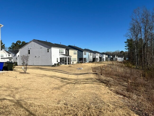 Building Photo - Stunning 4BD, 3BA Durham Home within Close Proximity to RDU Airport, Brier Creek, and Downtown Du...