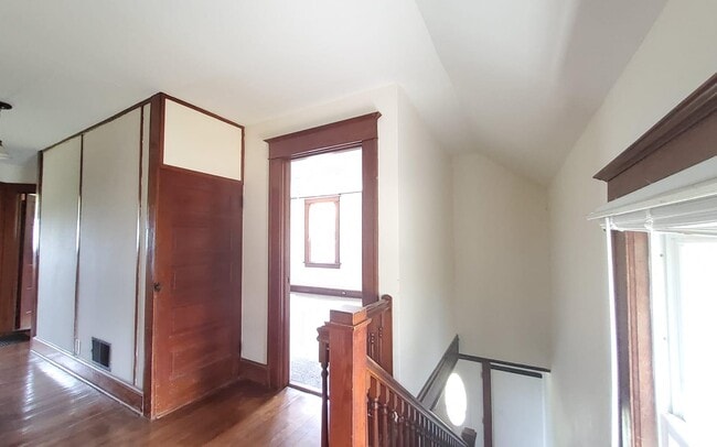 Building Photo - 351 Harriman Heights Rd