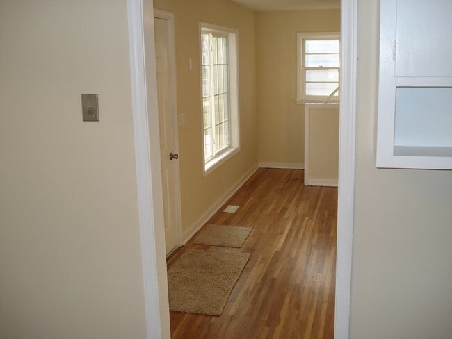 Building Photo - Three Bedroom One Bath Home Available May 10th