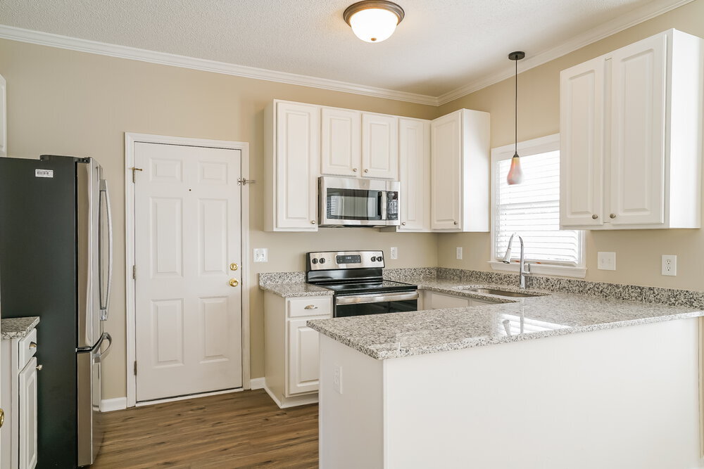 Building Photo - 11 Redding Ct