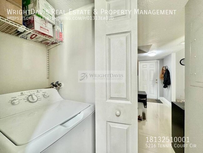 Building Photo - 5216 Tennis Ct Cir