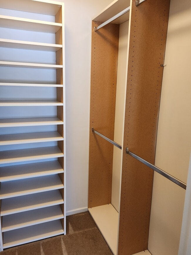 Walk-in closet - 2525 Hidden Meadow Ln