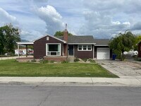 Building Photo - 1032 N 300 W