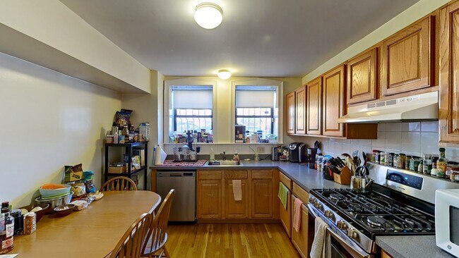 Building Photo - 17 Glenville Ave #23 Boston MA 02134