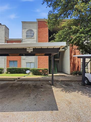 Building Photo - 7126 Holly Hill Dr