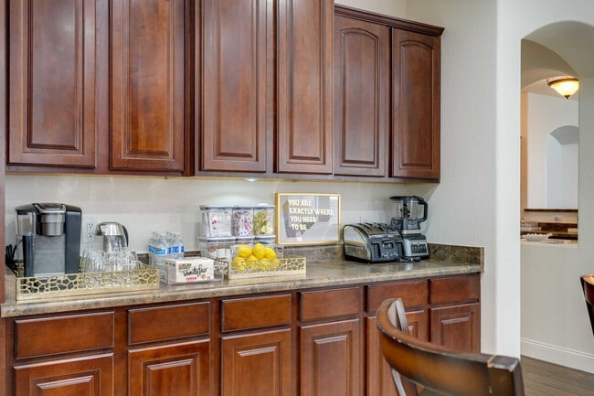 Building Photo - 17547 W Eugene Terrace