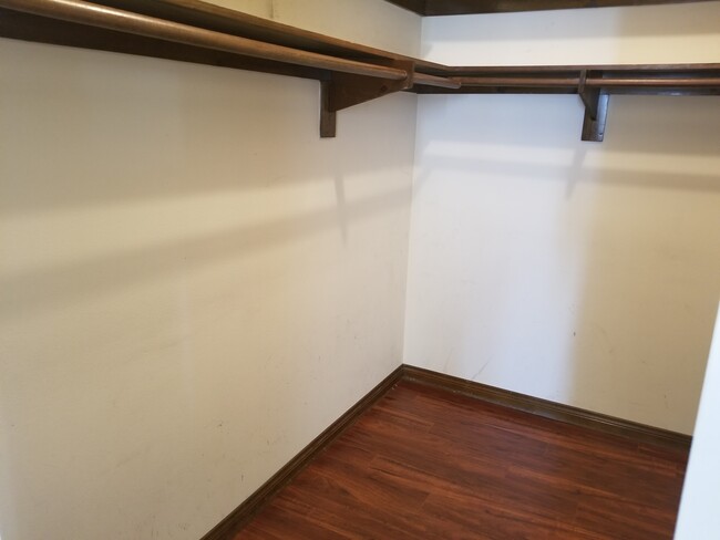 Large Walk-in Closet - 1812 Overland Ave