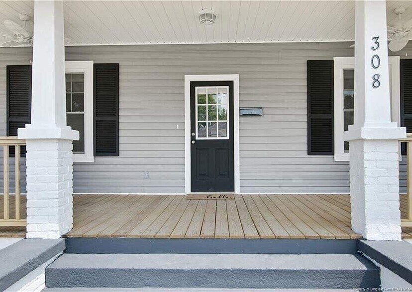 Building Photo - 308 E E St