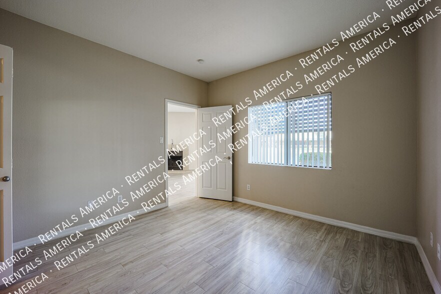 Building Photo - 855 N Dobson Rd