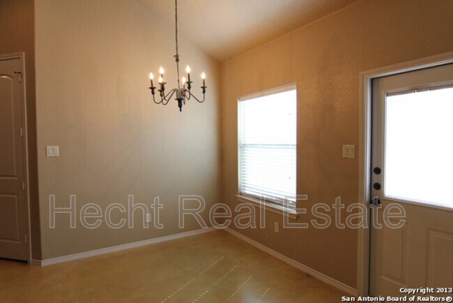 Building Photo - 260 Rosalie Dr