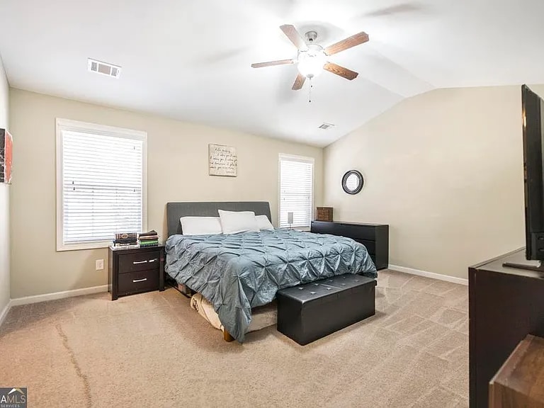 Building Photo - 118 Great Oak Way