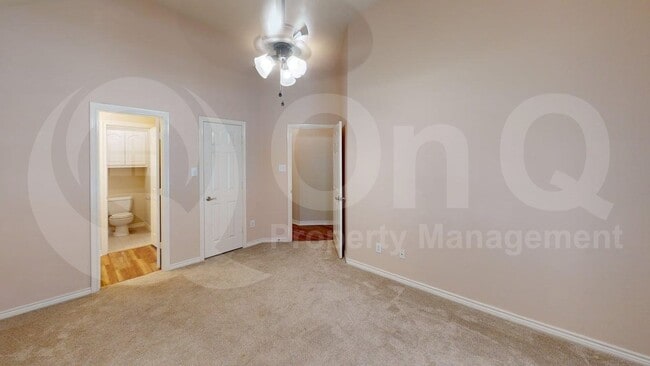 Building Photo - 2110 Pecan Ridge Dr