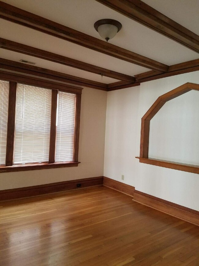 Building Photo - 5798 Pershing Ave