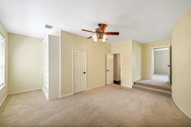 Building Photo - 21410 Ganton Dr
