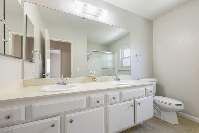 Building Photo - 3576 Ridge Rd