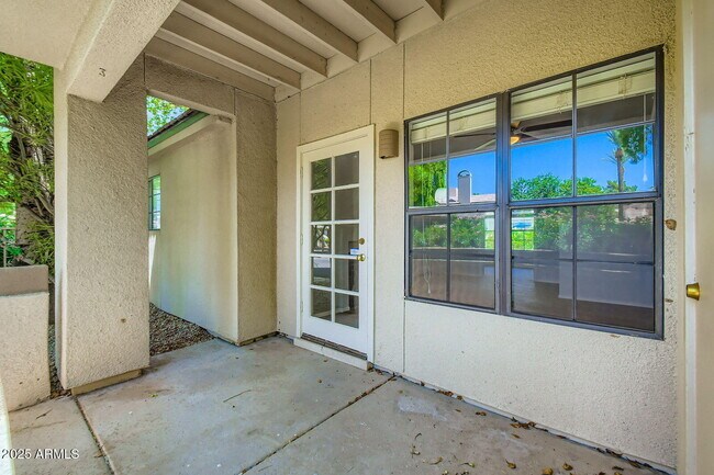 Building Photo - 6885 E Cochise Rd