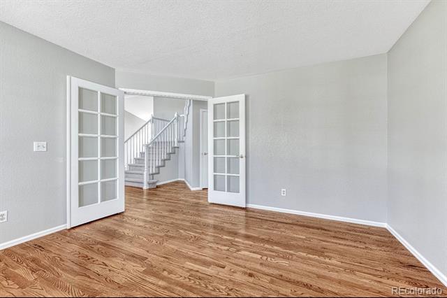 Building Photo - 9858 Venneford Ranch Rd