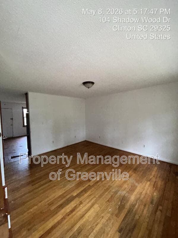 Building Photo - 104 Shadow Wood Dr