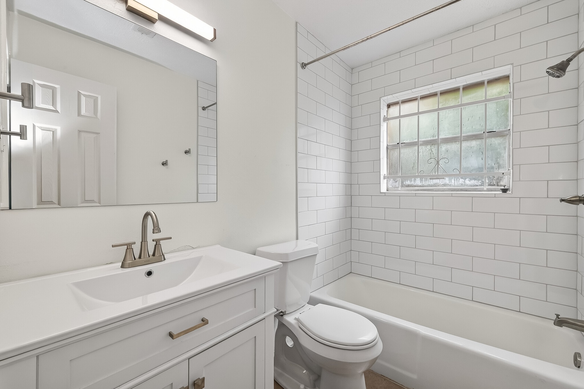 Guest bathroom - 3902 Beran Dr