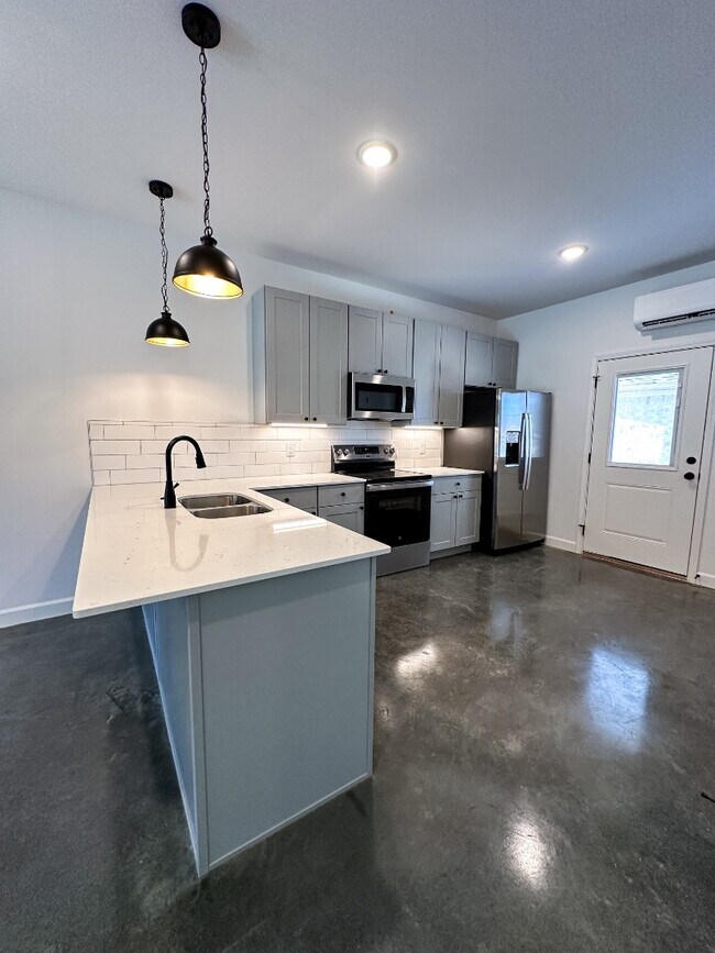 Building Photo - 1604 Crosswood Ct