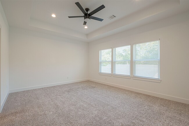 Building Photo - 13419 Scott St