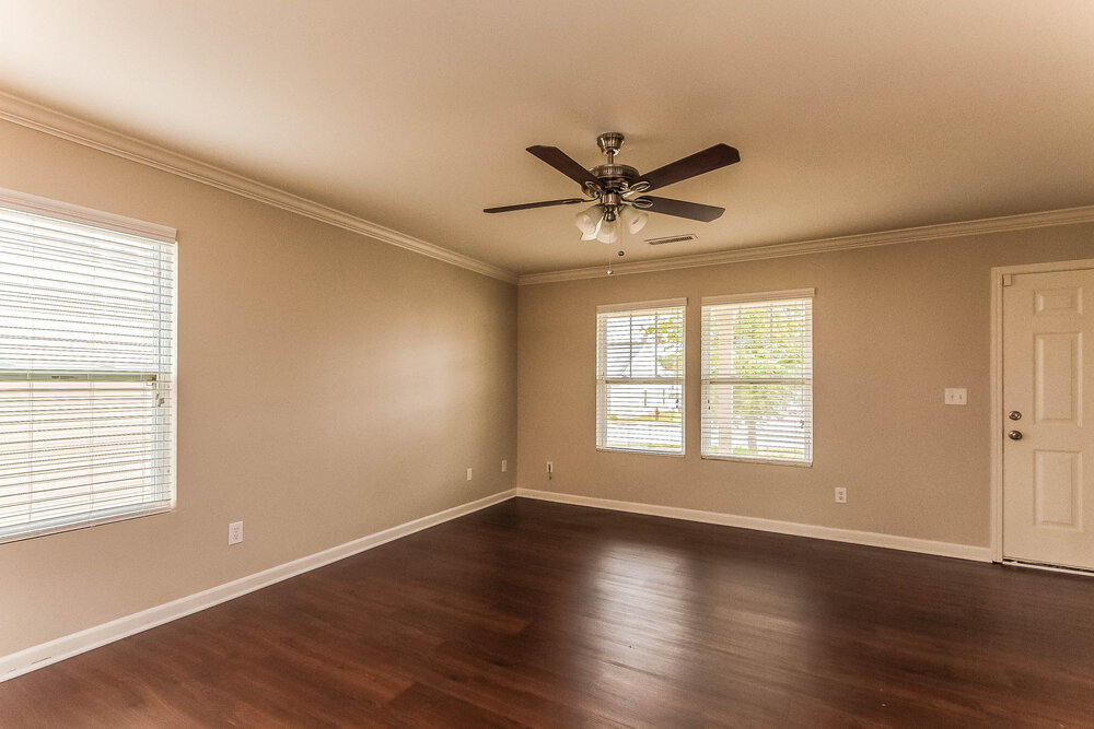 Building Photo - 1120 Black Diamond Dr