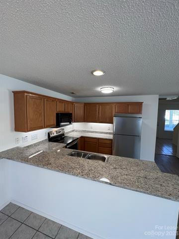 Building Photo - 153 Springwood Ln