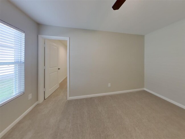Building Photo - 15685 Briar Frst Dr