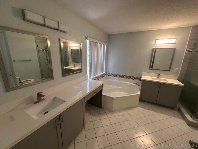 Building Photo - 10627 Wheelhouse Cir