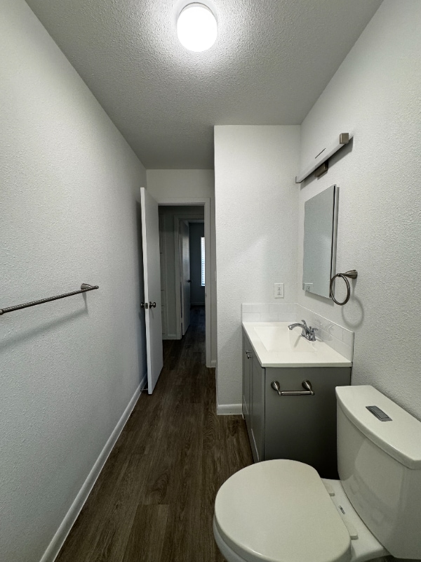 Building Photo - 5710 Glen Meadow Dr