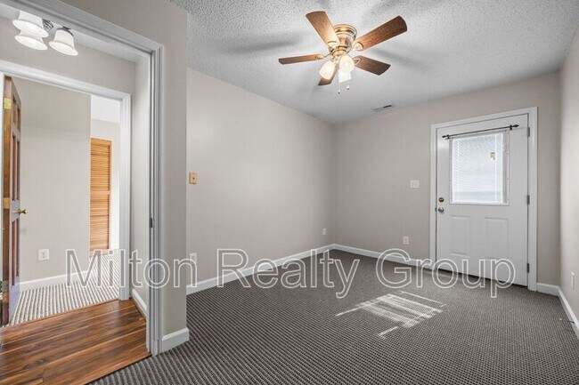 Building Photo - 145 S Patterson St