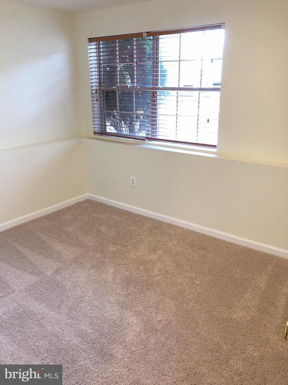 Building Photo - 14210 Autumn Cir