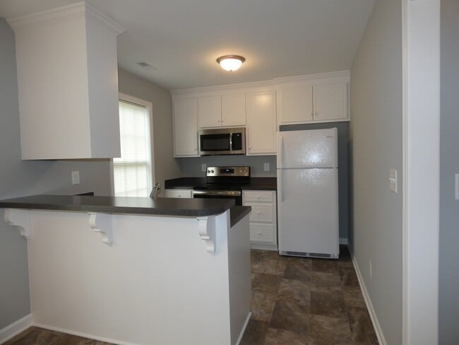 Building Photo - One Story 3 Bedroom 2 Bath Brand New