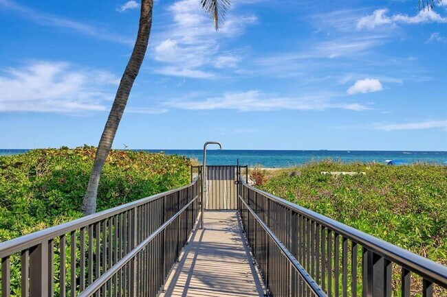 Building Photo - 1500 N Ocean Blvd