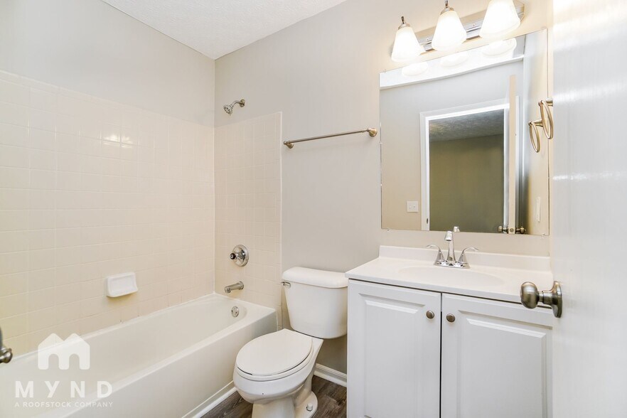 Building Photo - 1316 Winesap Dr