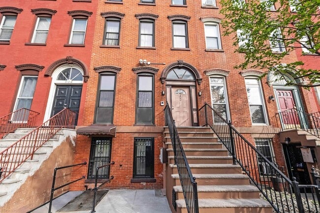 Building Photo - 800 Ocean Ave