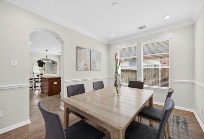 Building Photo - 15226 Olmstead Park Dr