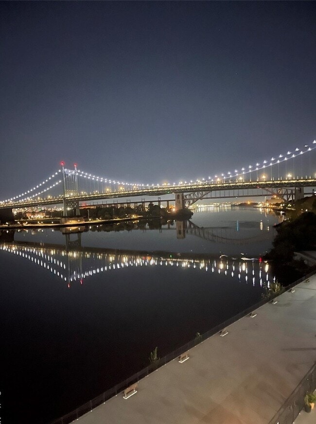 Building Photo - QShore