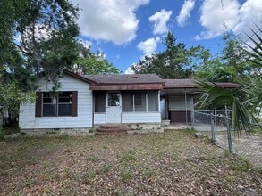 Building Photo - Vintage 2 Bedroom home near downtown Lake City